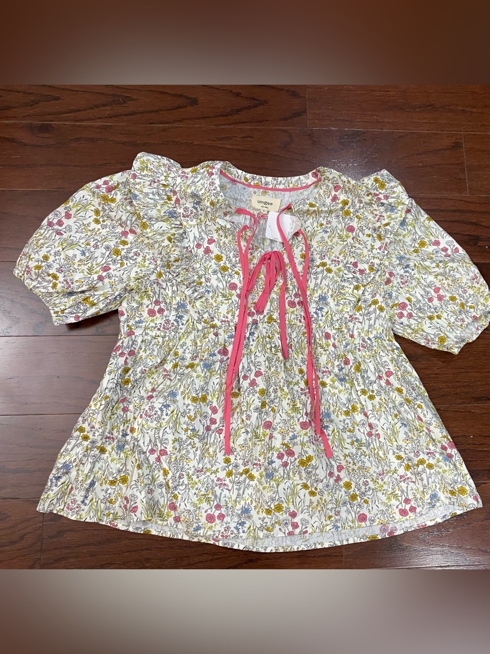 NWT Umgee Bohemian Floral Tassel Tie Blouse small